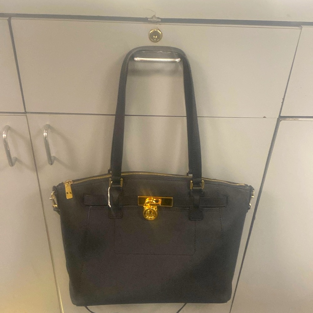 Michael Kors shoulder bag, Black, leather, good condition